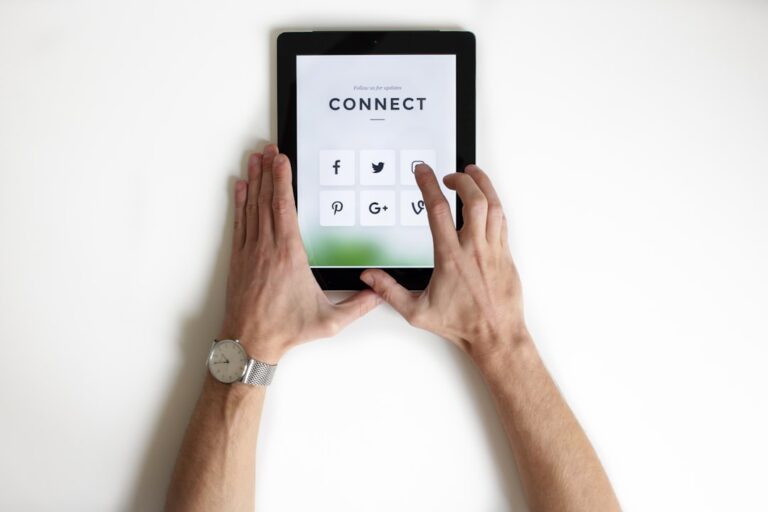 Social Media Marketing Agency Can Enhance Your Business with Google and Facebook Ads